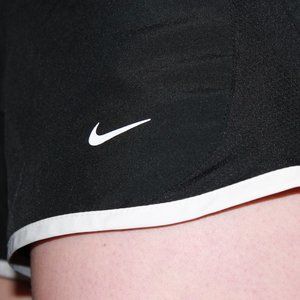 NIKE Running Short